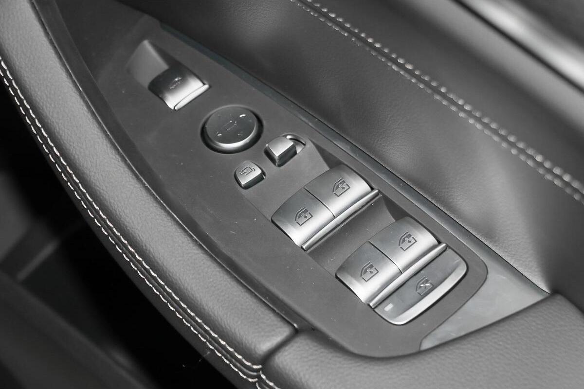 2024 BMW X3 M40i G01 LCI Auto 4x4 image 23