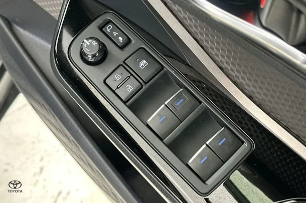 2023 Toyota CHR HYBRID Koba 2WD image 15
