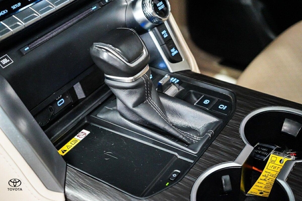 2023 Toyota Landcruiser Sahara ZX image 26