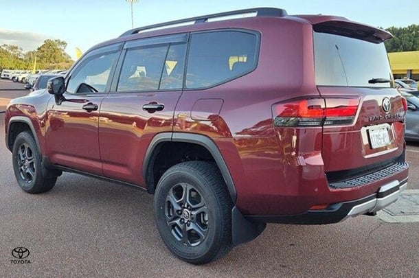 2022 Toyota Landcruiser GR-S image 7
