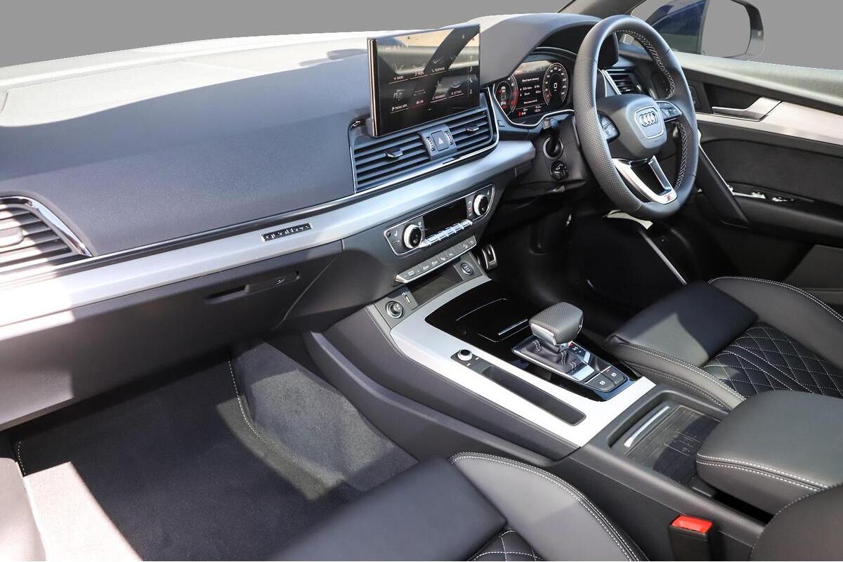 2024 Audi Q5 45 TFSI S Line Auto quattro ultra MY25 image 7
