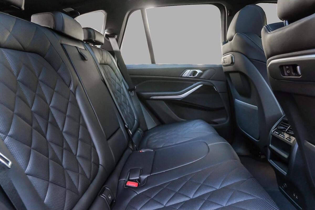 2025 BMW X5 xDrive30d M Sport G05 LCI Auto 4x4 image 8