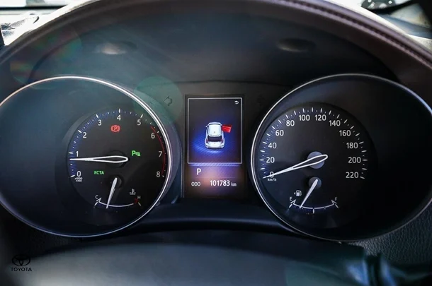 2017 Toyota C-HR L3 image 17