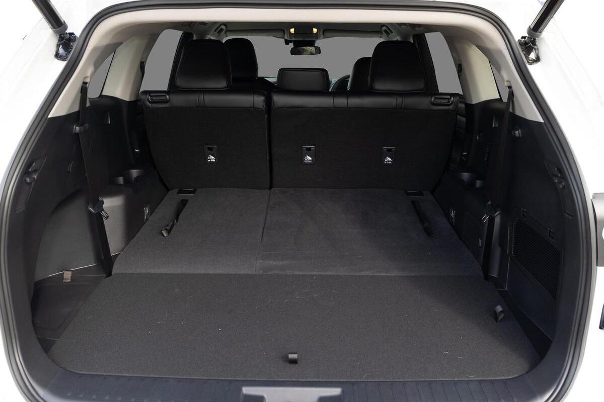 2025 Toyota Kluger GXL Auto eFour image 9