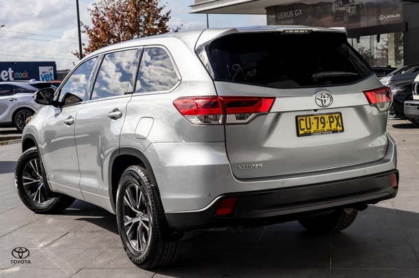 2017 Toyota KLUGER GX AWD image 3