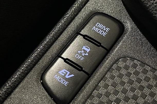 2023 Toyota Yaris Cross Hybrid GXL image 23