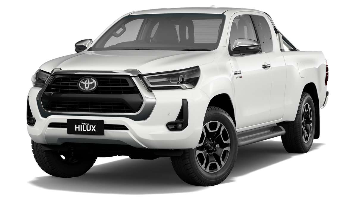 2023 Toyota Hilux 4x4 SR5 Extra-Cab Pick-up image 4