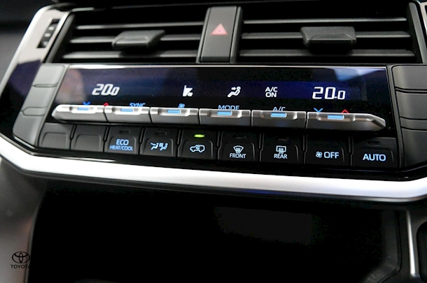 2024 Toyota Landcruiser GX image 15