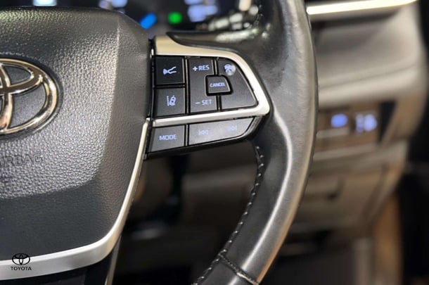 2021 Toyota Kluger Hybrid GX AWD image 21