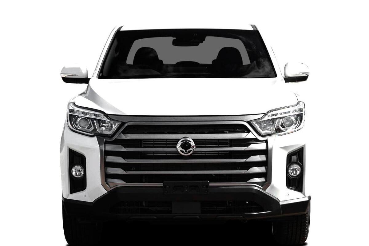 2025 KGM SsangYong Musso ELX Auto 4x4 MY24 image 2