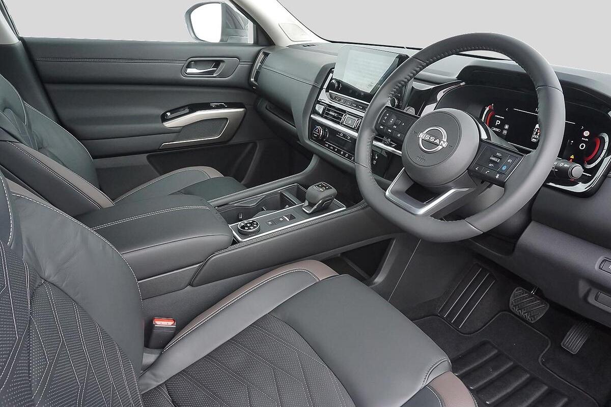 2025 Nissan Pathfinder Ti-L R53 Auto 4WD MY24 image 6