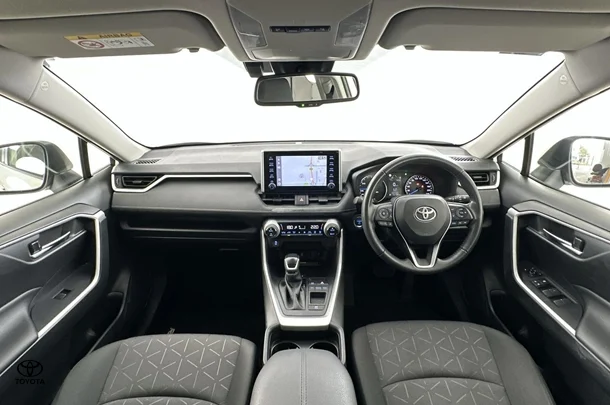 2021 Toyota Rav4 Hybrid GXL-2WD image 2