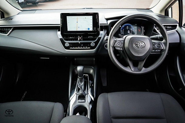 2024 Toyota Corolla Sedan Hybrid Ascent Sport image 11