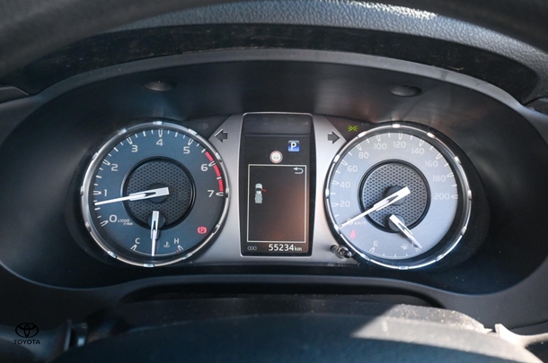 2021 Toyota HILUX Workmate image 21