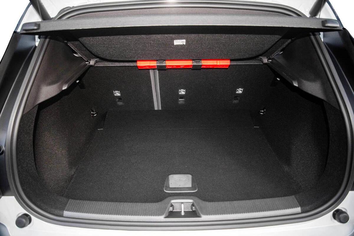 2024 Volvo EX30 Single Motor Extended Range Plus Auto MY25 image 9