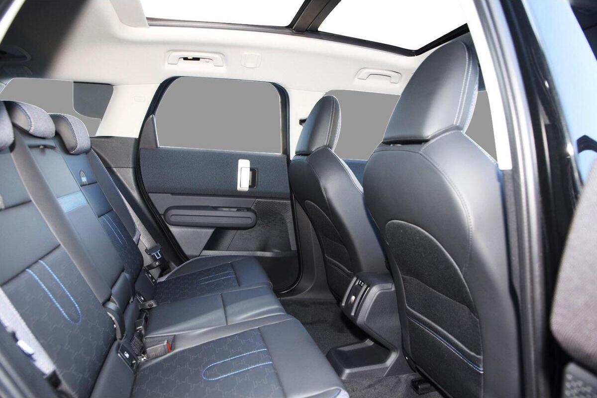 2024 MINI Countryman C Classic Auto image 7