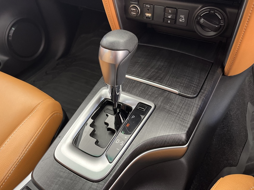 2020 Toyota Fortuner Crusade image 14