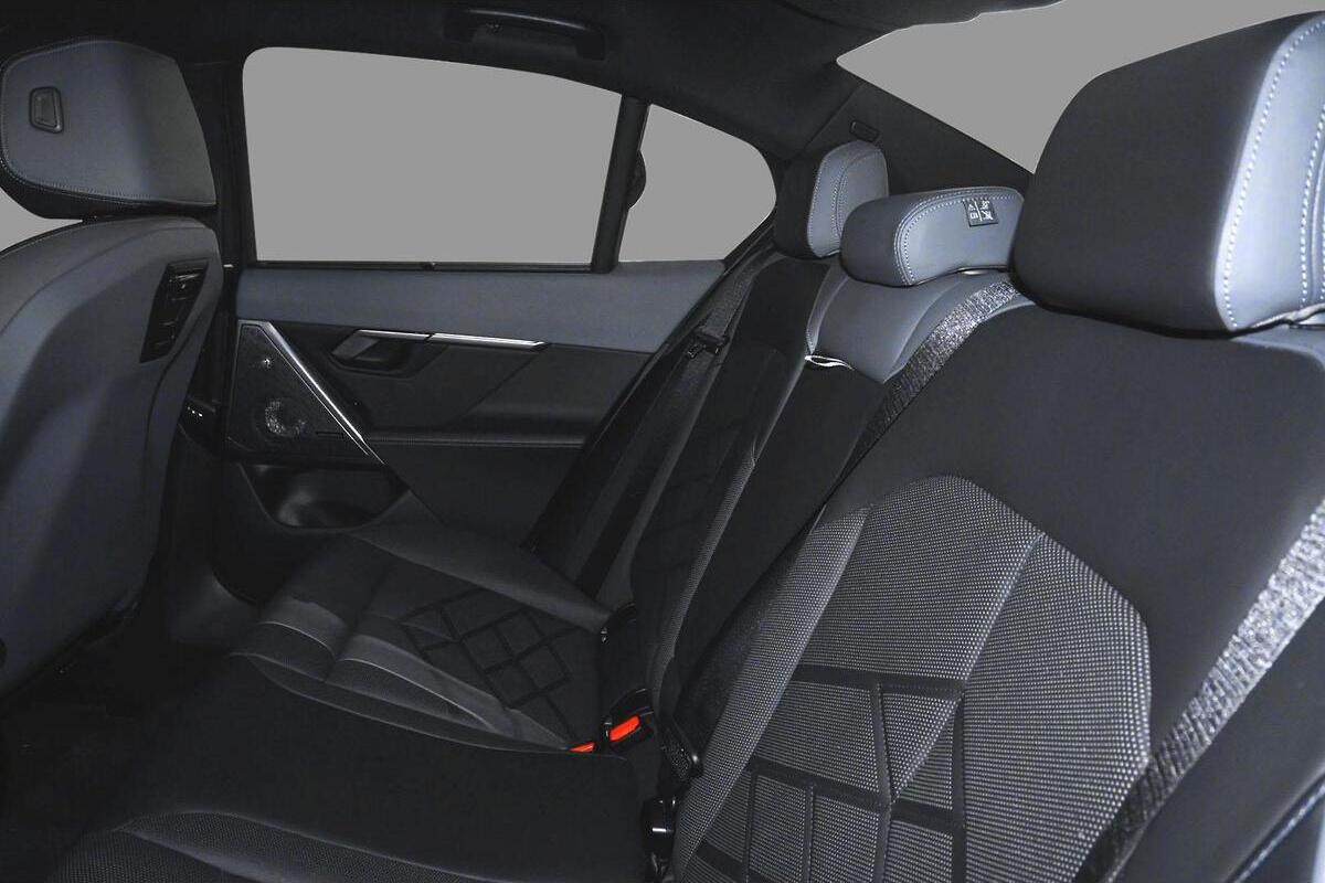 2024 BMW i5 M60 xDrive G60 Auto AWD image 9