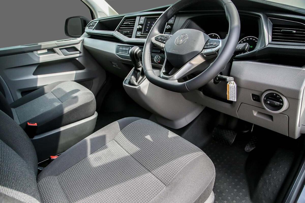 2024 Volkswagen Transporter TDI450 T6.1 SWB Auto MY24 image 6