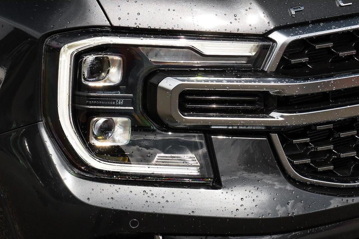 2025 Ford Everest Platinum Auto FullTime 4WD DR MY25.25 image 16
