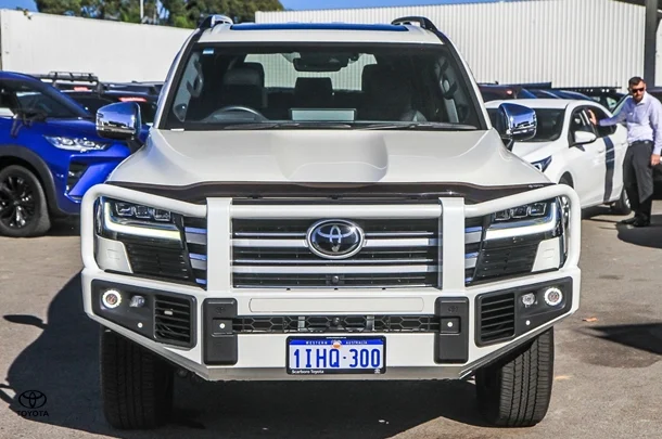 2024 Toyota Landcruiser Sahara image 5