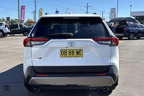 2021 Toyota RAV4 GXL-2WD image 4