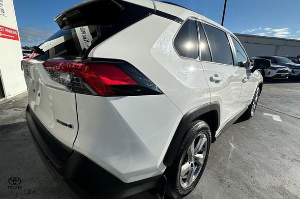 2020 Toyota Rav4 Hybrid GXL-2WD image 5
