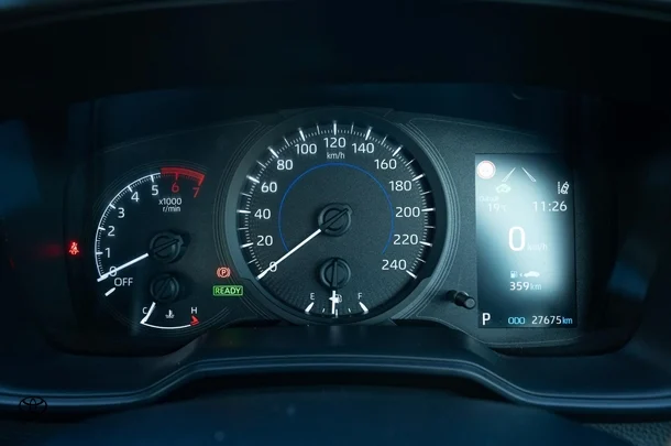 2019 TOYOTA Corolla Hatch Hybrid Ascent Sport image 11