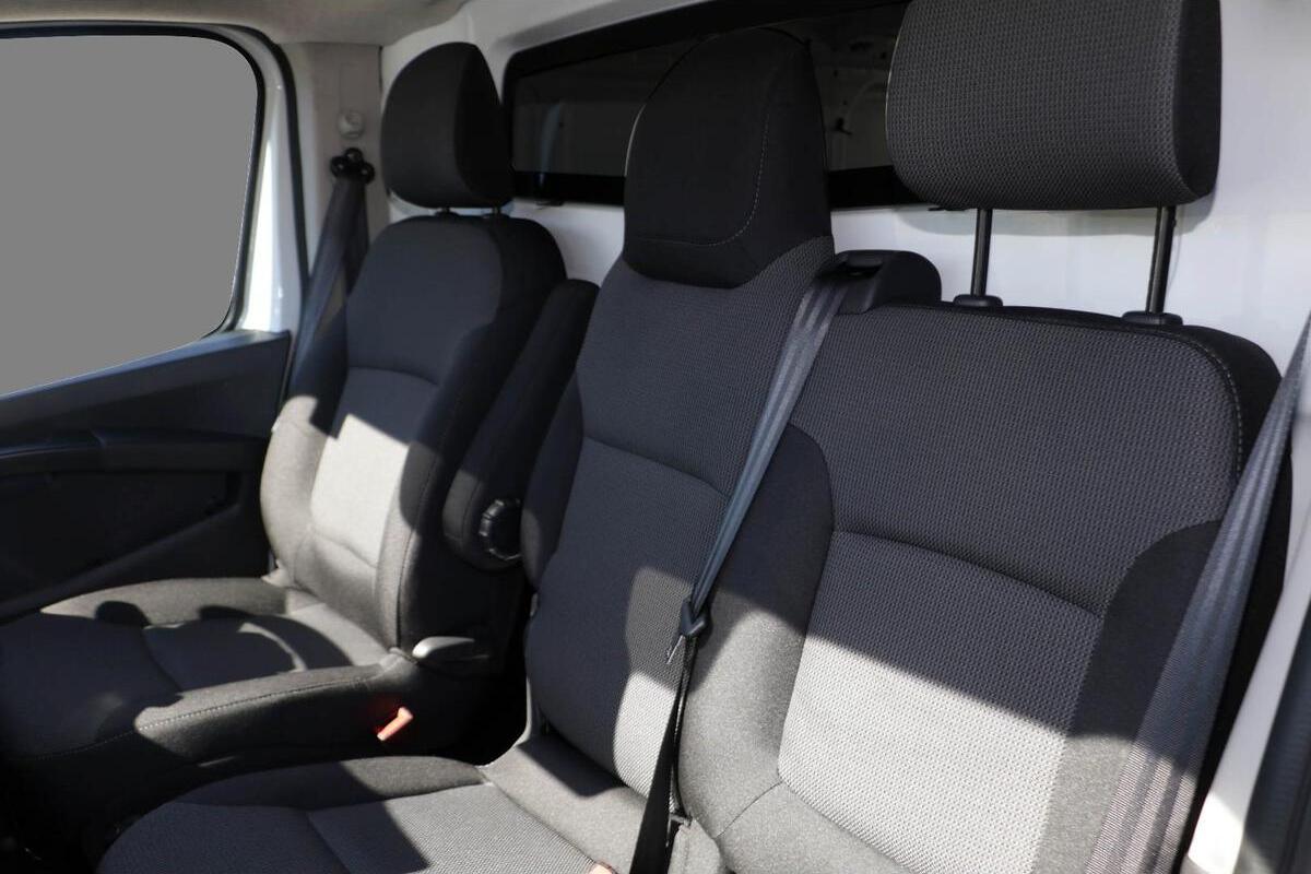 2024 Renault Trafic Pro SWB Manual MY24 image 9