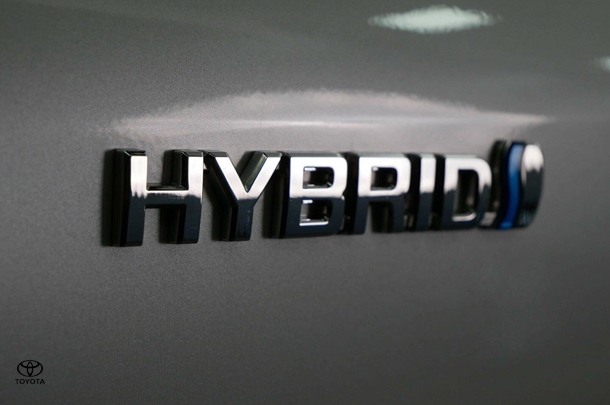 2024 Toyota Kluger Hybrid GX image 25