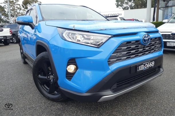 2020 Toyota RAV4 Hybrid Cruiser-AWD image 1
