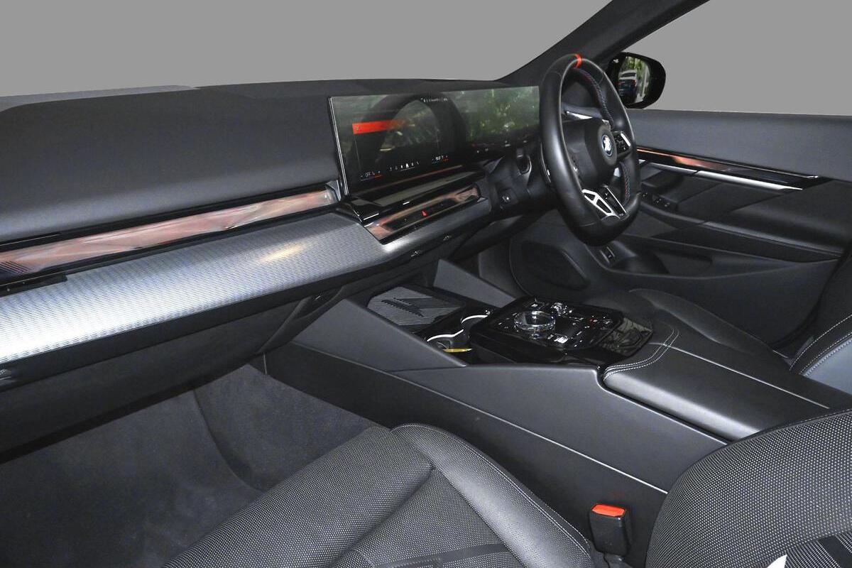 2024 BMW i5 M60 xDrive G60 Auto AWD image 8