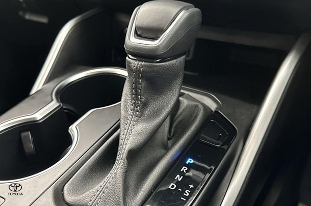 2023 Toyota Kluger Hybrid GX AWD image 26