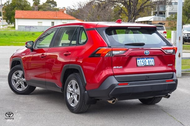 2023 Toyota Rav4 Hybrid GX image 2