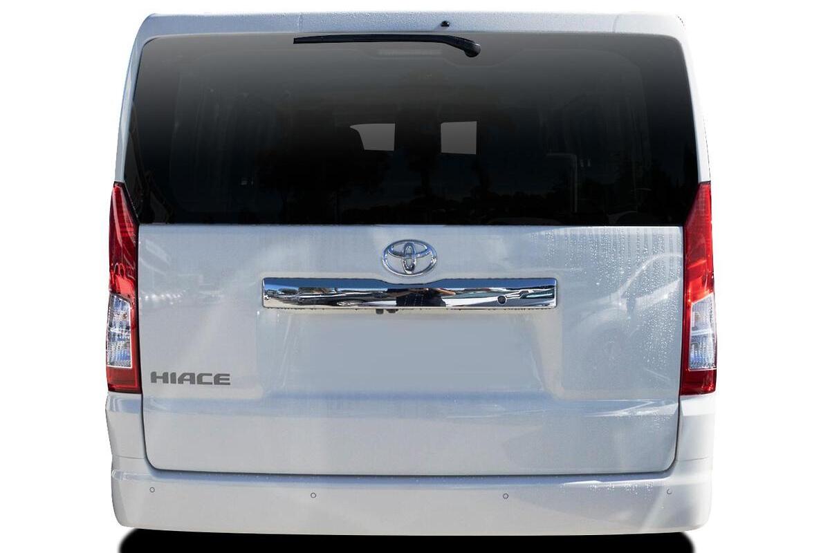 2024 Toyota Hiace LWB Auto image 3