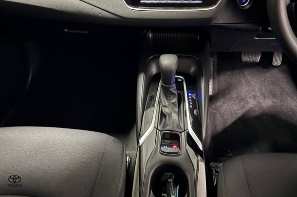 2022 Toyota Corolla Sedan Hybrid Ascent Sport image 18