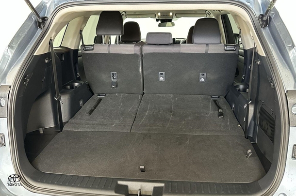 2024 Toyota Kluger Hybrid GX AWD image 35