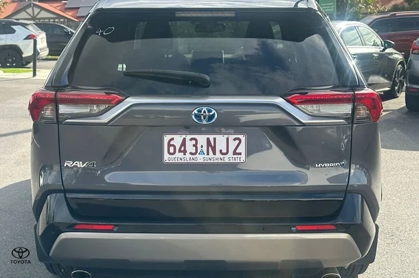 2022 Toyota Rav4 Hybrid XSE (2WD) image 4
