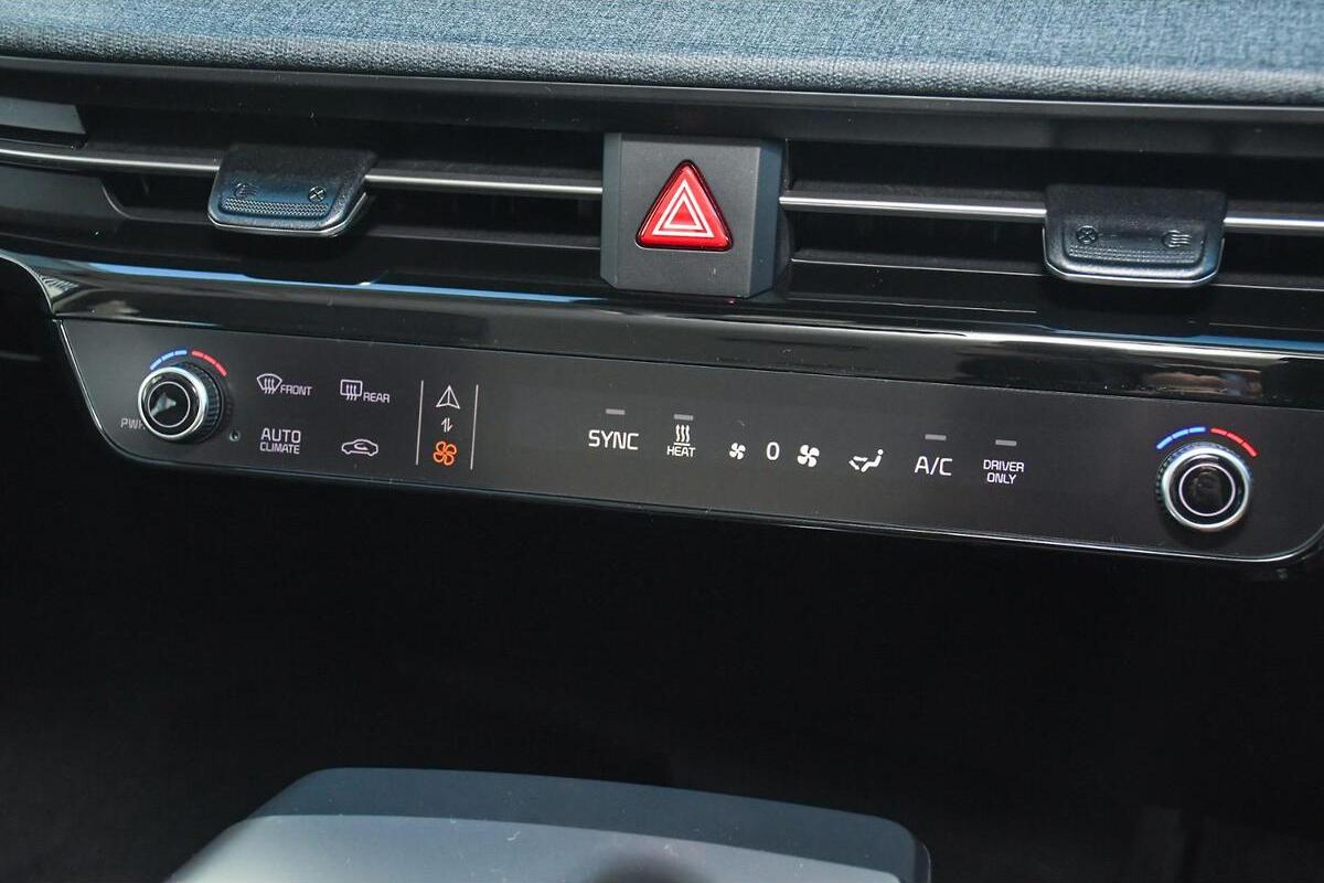 2025 Kia EV6 Air Auto MY24 image 13