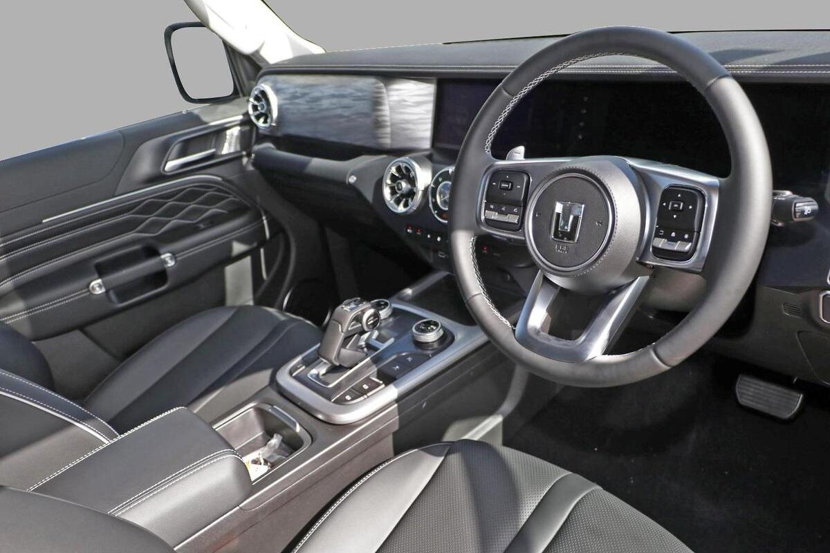 2024 GWM Tank 300 Ultra Auto 4x4 image 6