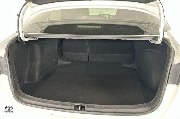 2020 Toyota Corolla Sedan Hybrid Ascent Sport image 29