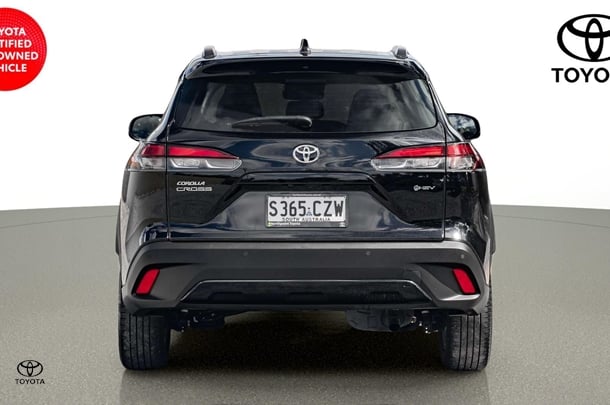 2024 Toyota COROLLA CROSS HYBRID GXL image 6
