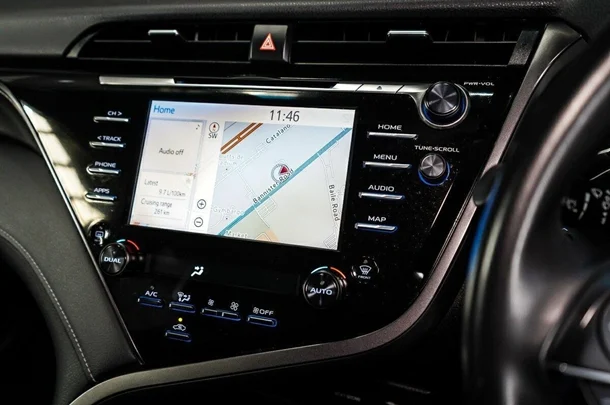 2019 Toyota Camry SX image 17