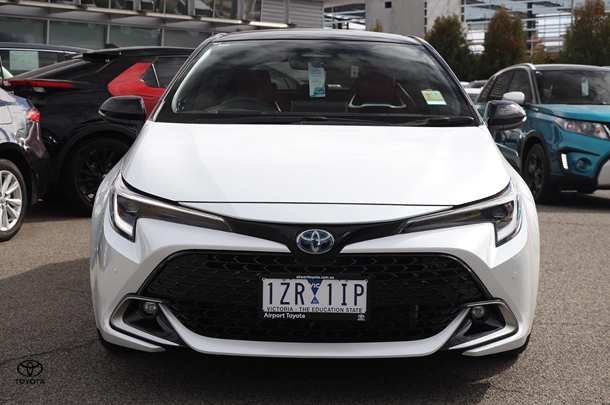 2023 Toyota Corolla ZR image 9