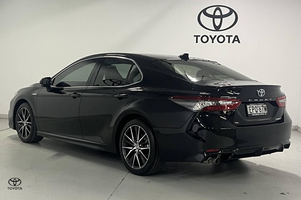 2021 Toyota Camry Hybrid SL image 8