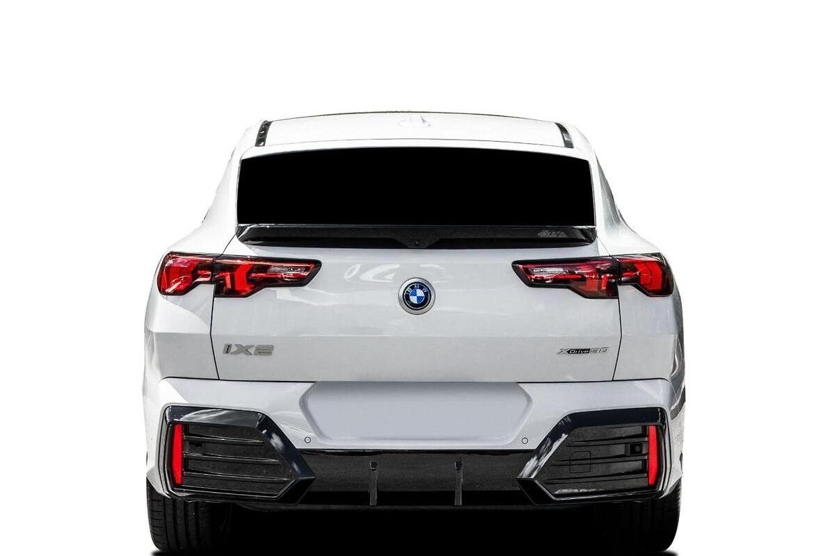 2025 BMW iX2 xDrive30 M Sport U10 Auto AWD image 3