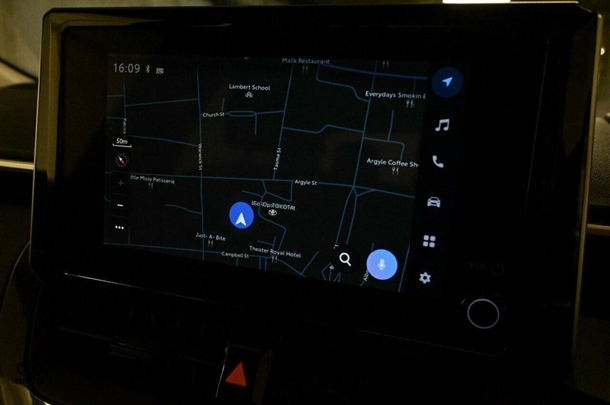 2023 Toyota Corolla Sedan Hybrid Ascent Sport image 15