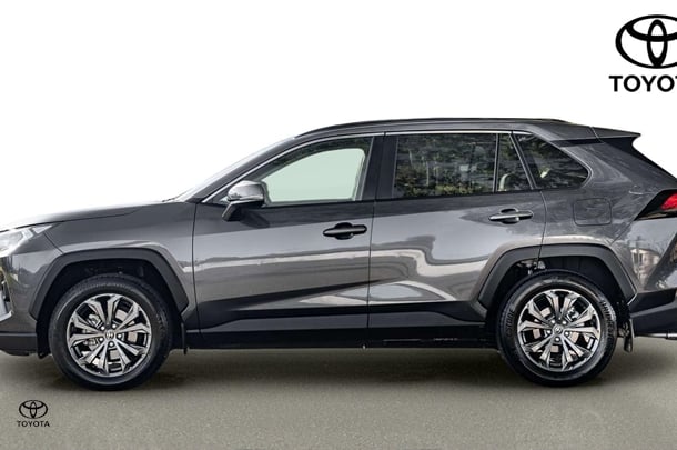 2022 Toyota RAV4 GXL-2WD image 4