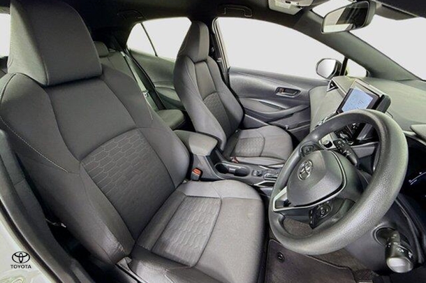 2022 Toyota Corolla Ascent Sport image 12