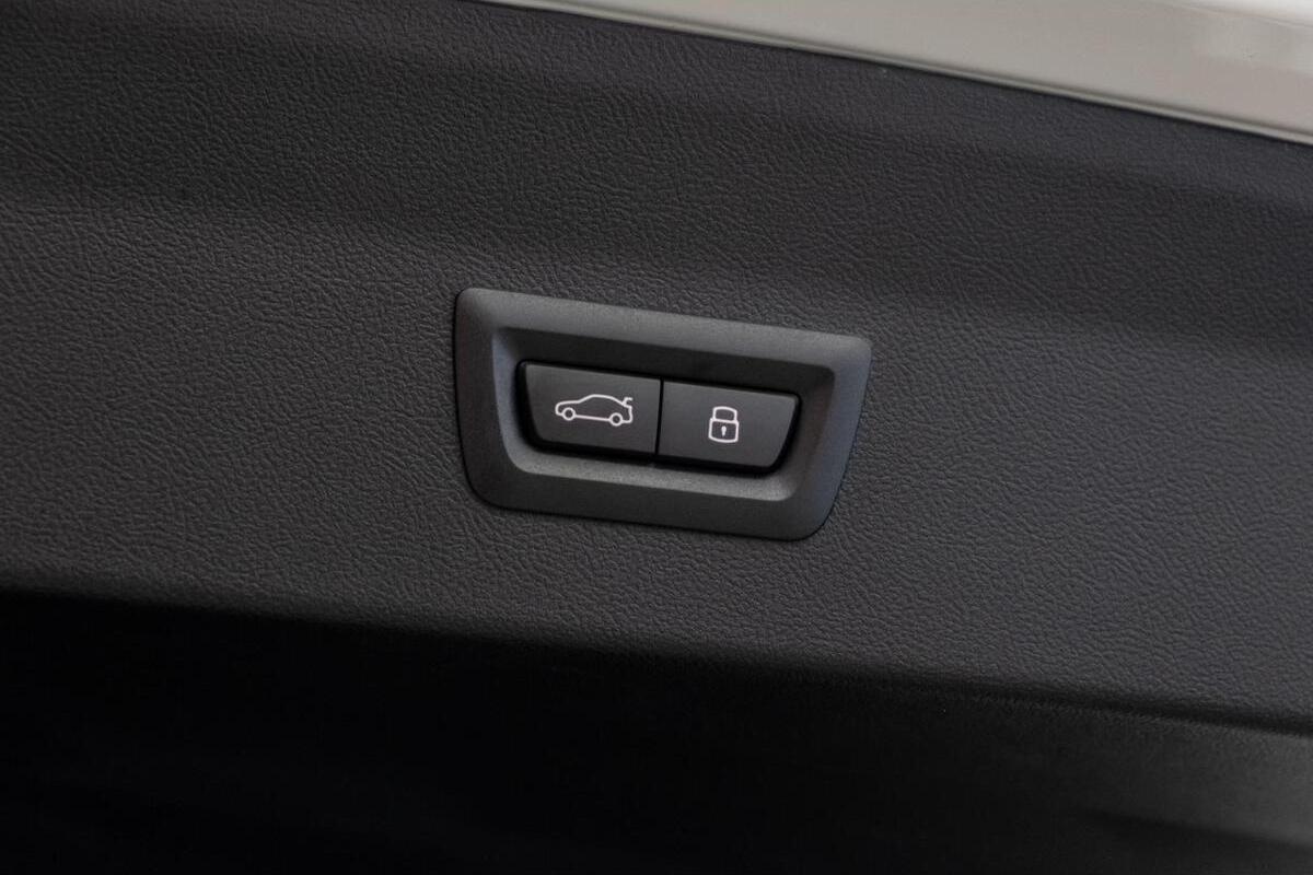 2025 BMW X4 xDrive20i M Sport G02 LCI Auto 4x4 image 11